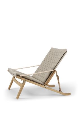 FK11 Plico Chair von Carl Hansen & Søn: Holzgestell mit beiger Polsterung, moderner Sessel.